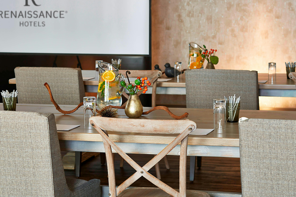 The Del Monte Lodge Renaissance Rochester Hotel & Spa