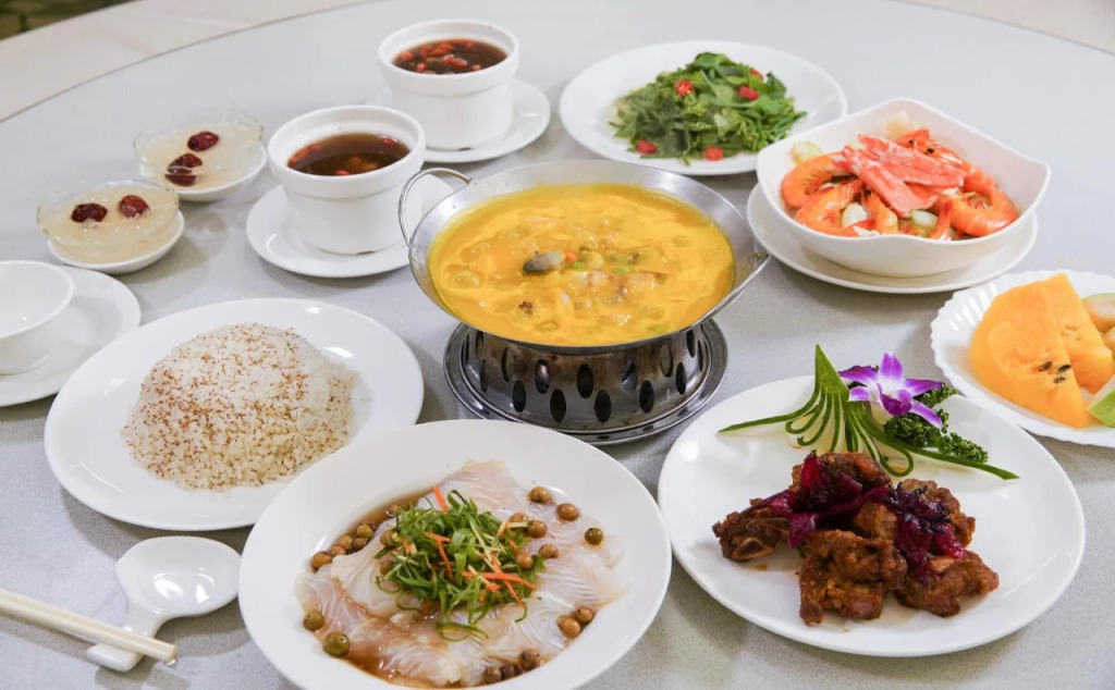 Dong Tair Spa Hotel