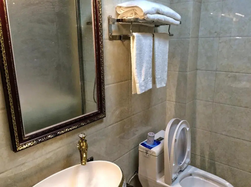 Changshou Hotel