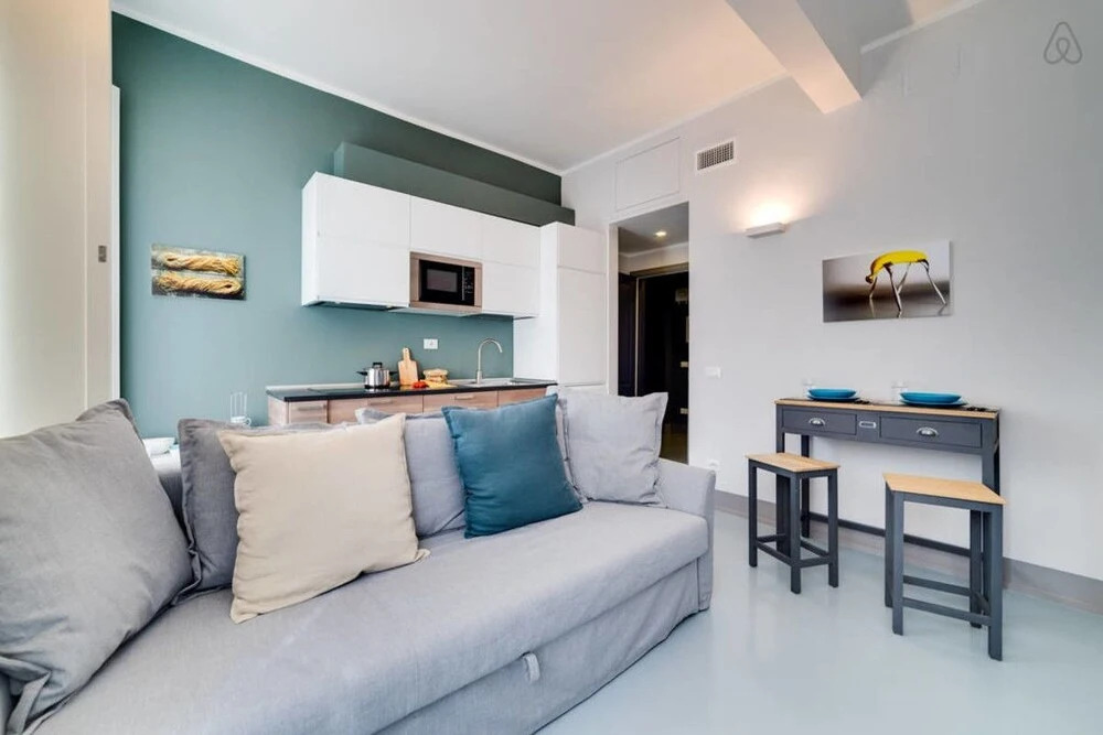 Stylish 1 Bed Flat Very Close to Colosseum
