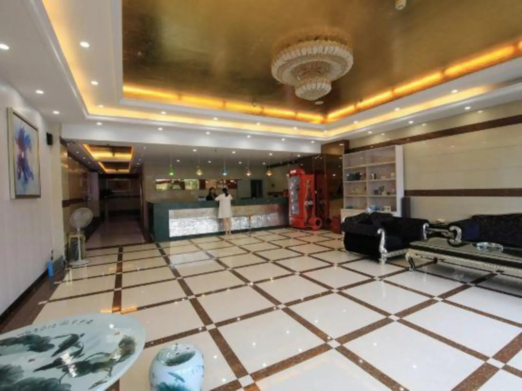 Hancheng Express Hotel (Anqing Railway Station Bus Station)