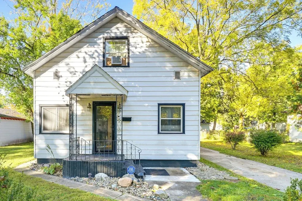Niles Vacation Rental Near St Joseph River!