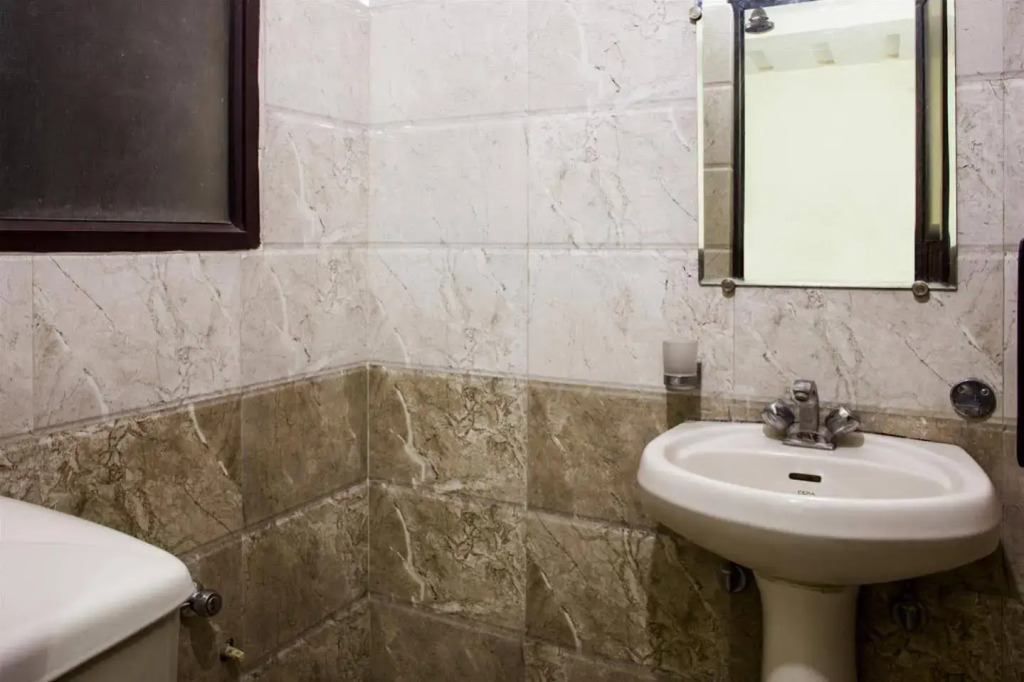 HOTEL G!S Paradise Amritsar - Provided Fully Air Conditioned & Well Decorated Rooms - Free Parking And Free Wi-fi Facility - A Premium Hotel In Amritsar