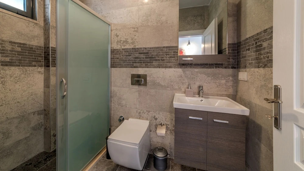 Derin Mavi Suit Butik Otel