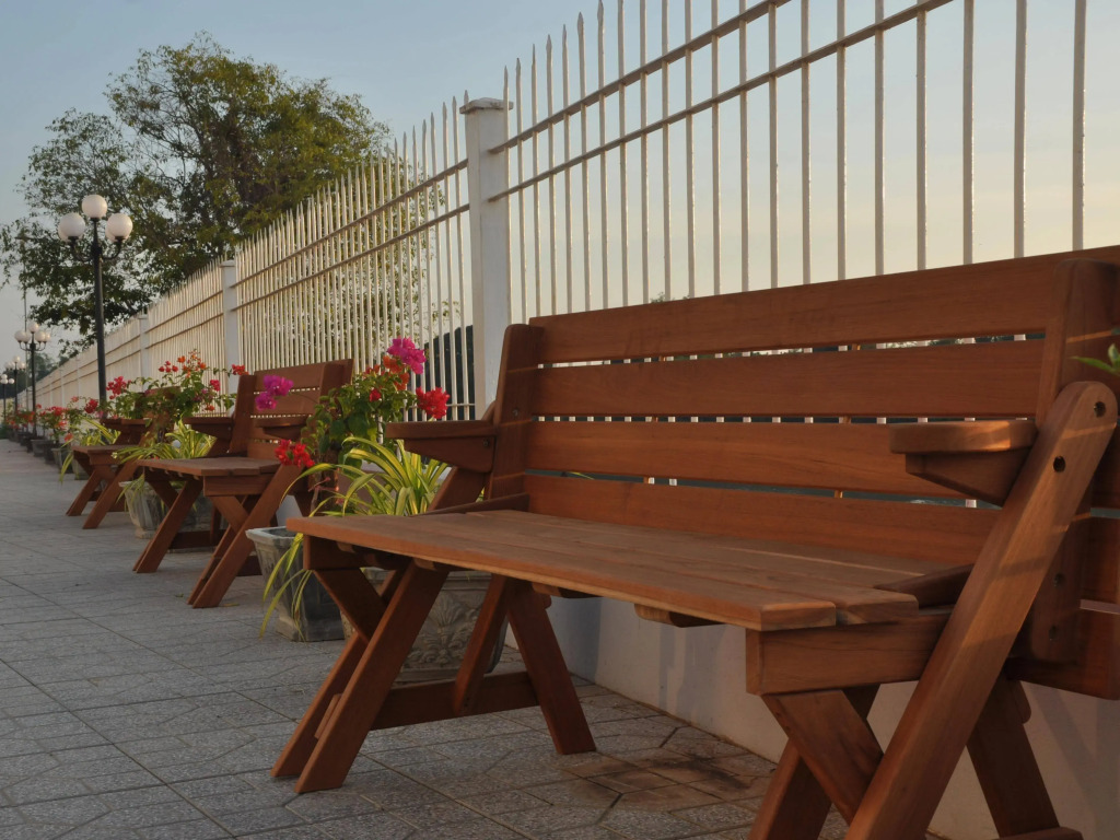 Pursat Riverside Hotel & Spa