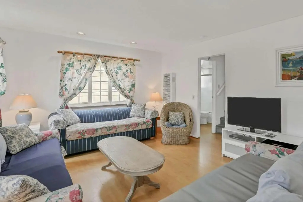 1106 Park Avenue