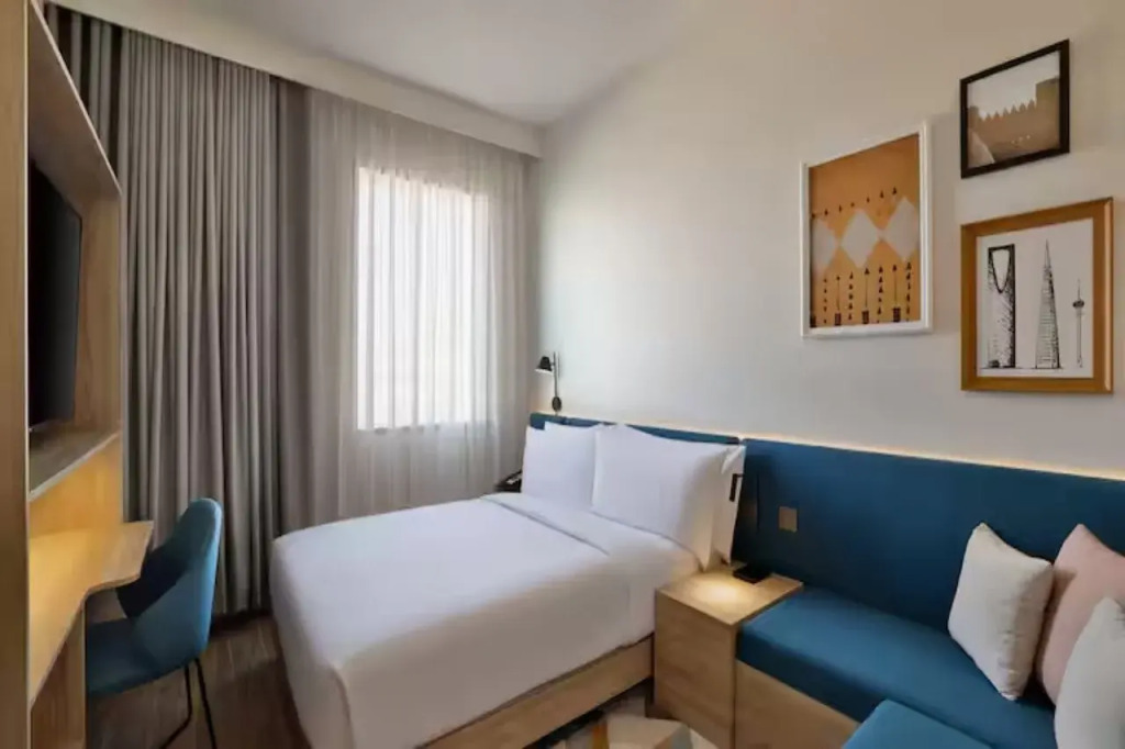 Hampton by Hilton Sharma NEOM Community 1