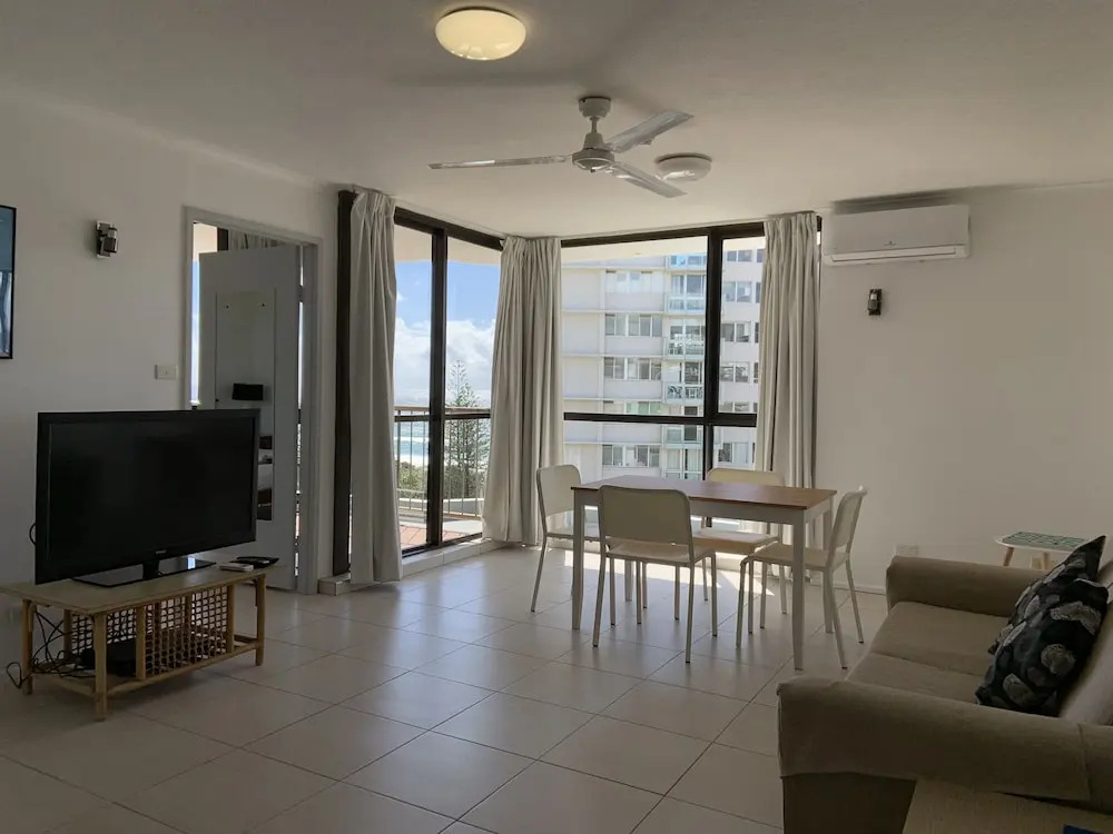 Burleigh Gardens North Hi-Rise Holiday Apartments