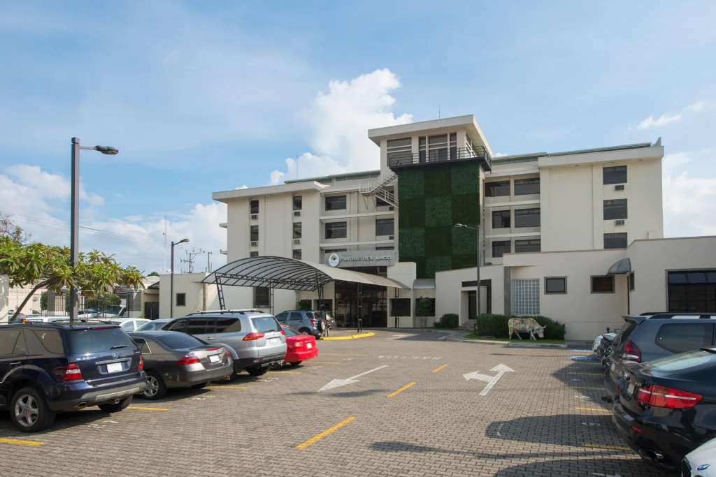 Parque del Lago Boutique Hotel