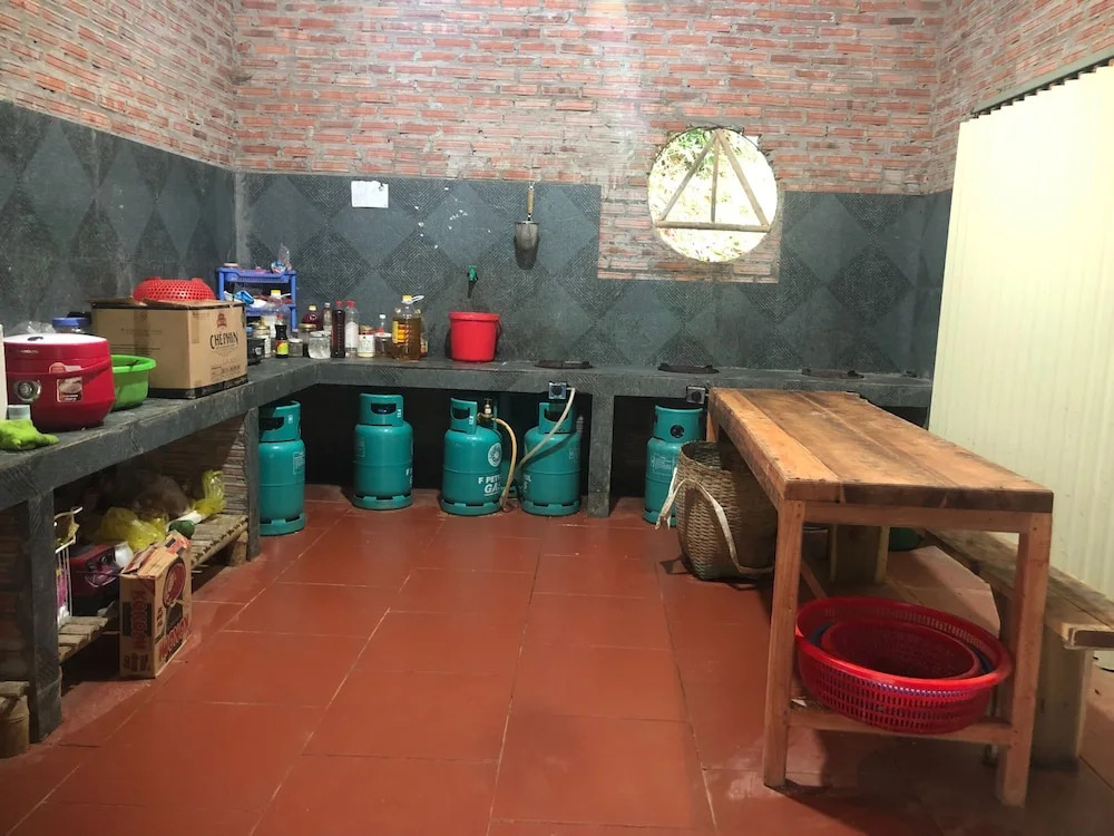 Pu Luong Riverside Lodge