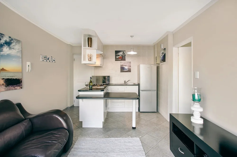 Ocean View Apartment The Bay 103