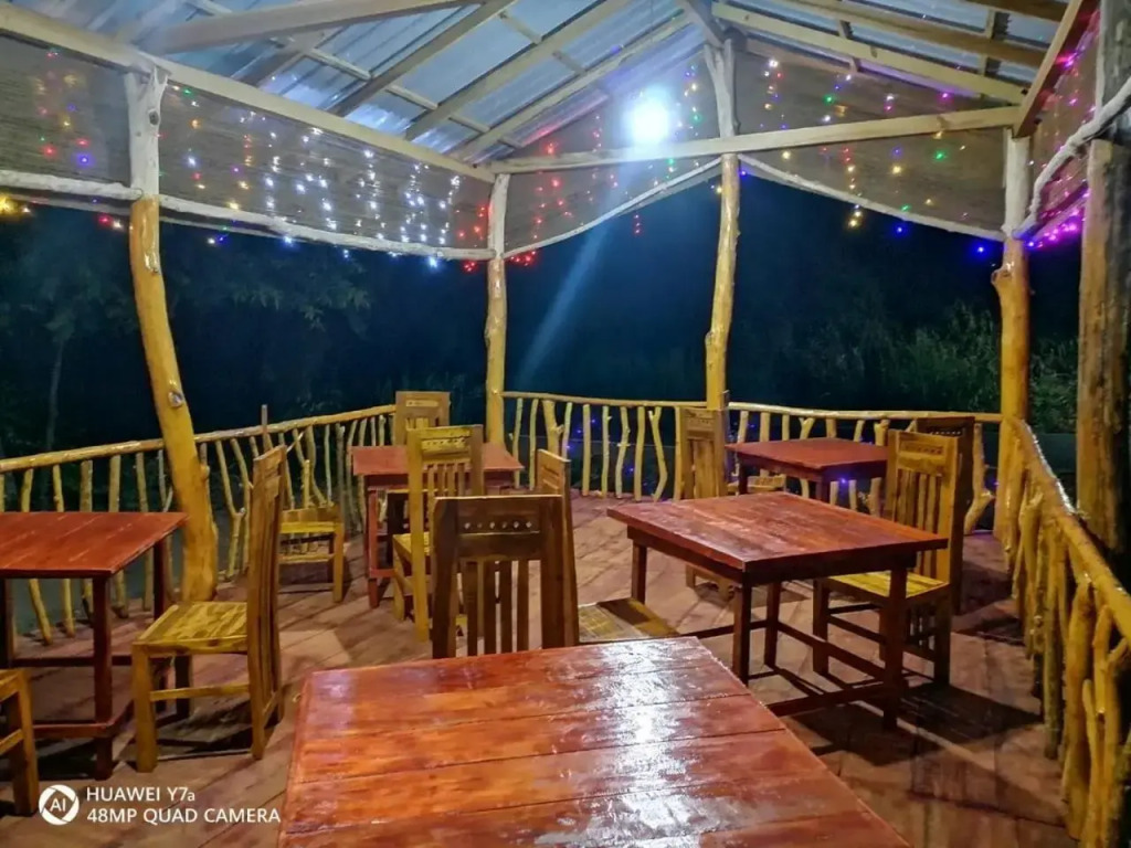 The Rock View Homestay Sigiriya