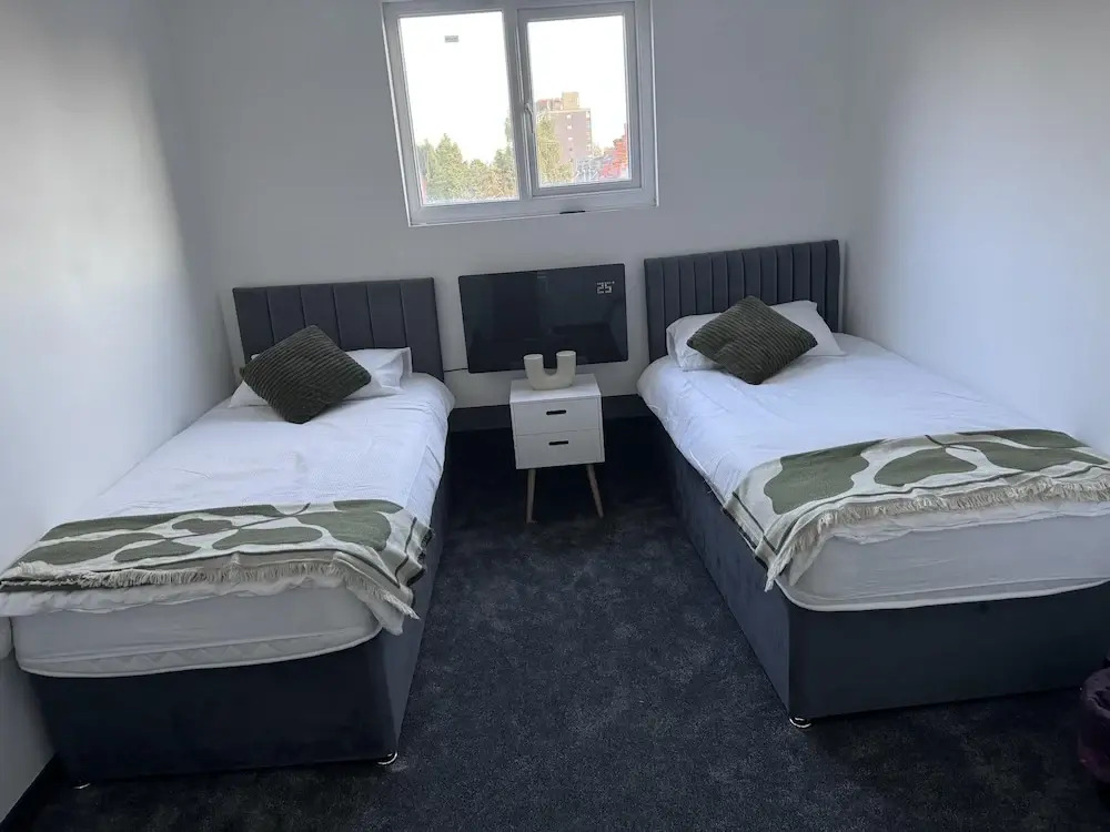 City Apartment Sleeps 5 With Parking