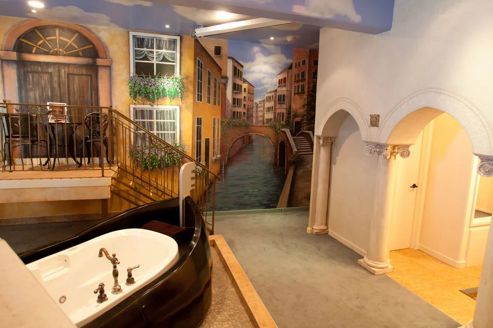 Destinations Inn Theme Rooms