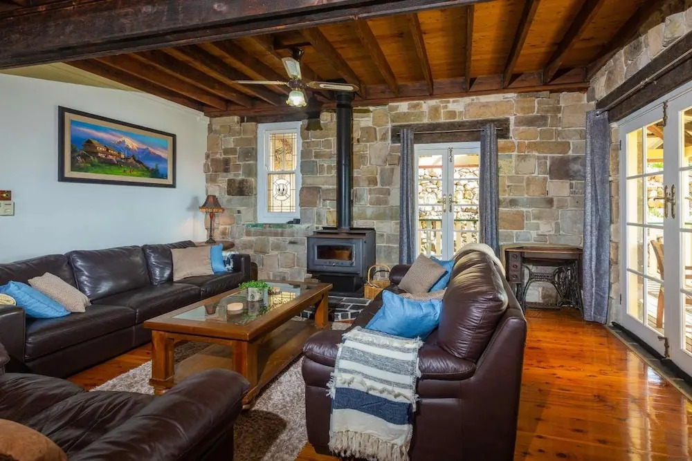 Bimbadeen Mountain House