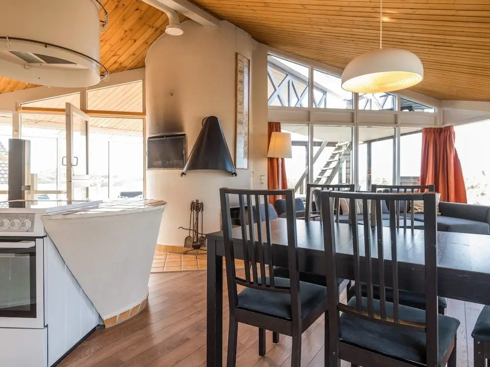 Seaside Charm with Spa and Sauna-By Traum