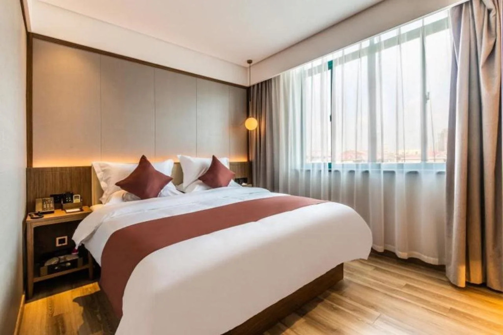 GYA Hotel Jiaxing Haiyan County Changan Nan Road Lishi Square