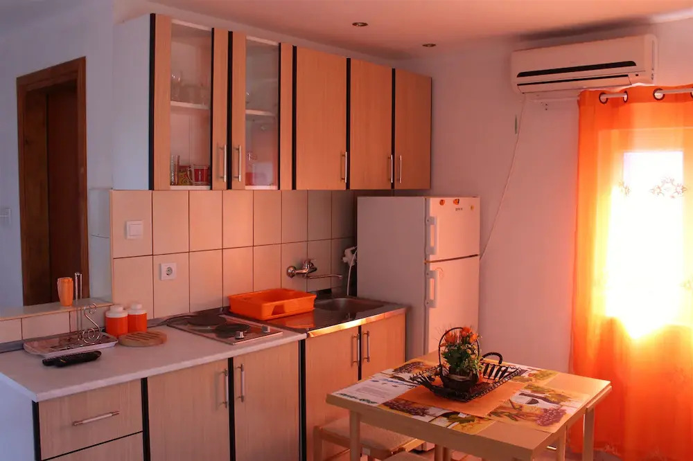 Apartments Odzic