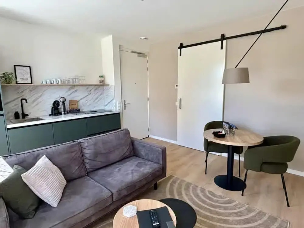 2-person Lodge With Beautiful View of the Church