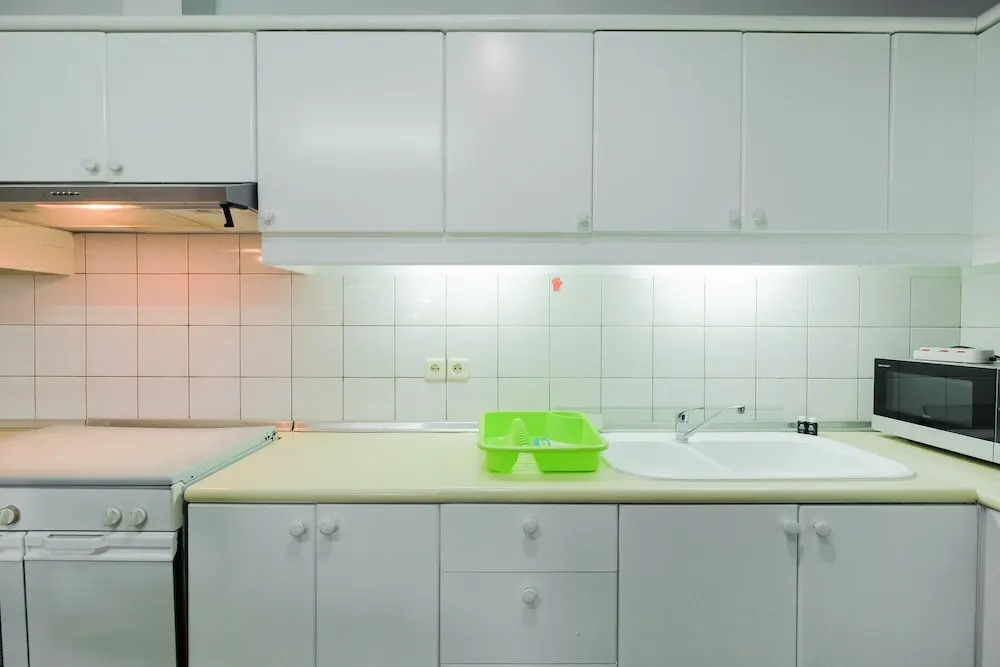 Fully Furnished and Cozy 2BR at Pondok Klub Villa Apartment