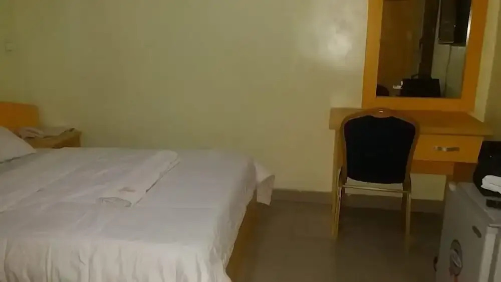 Suitoria Hotels