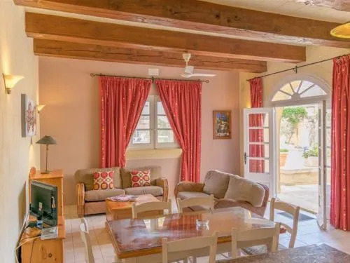 Tal Fanal 2 Bedroom