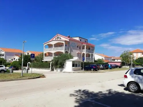 Apartmani Nena