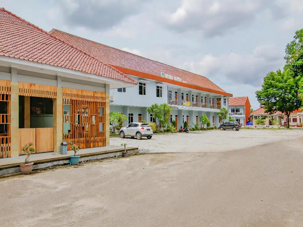 Hotel Karunia PKPRI