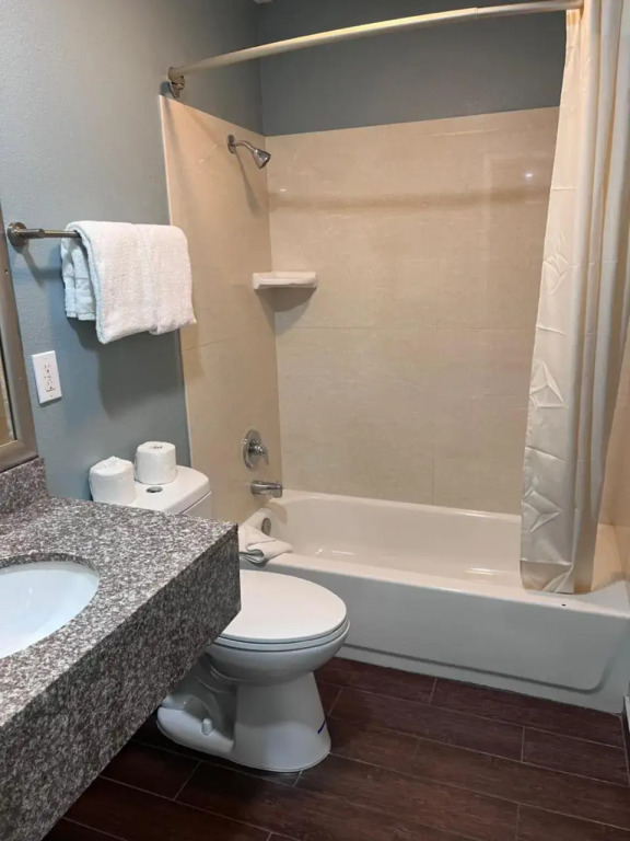 Travelodge Santa Cruz Riviera
