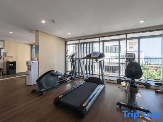 Bayphere Residence Sea View Private Beach With Fitness and Pool
