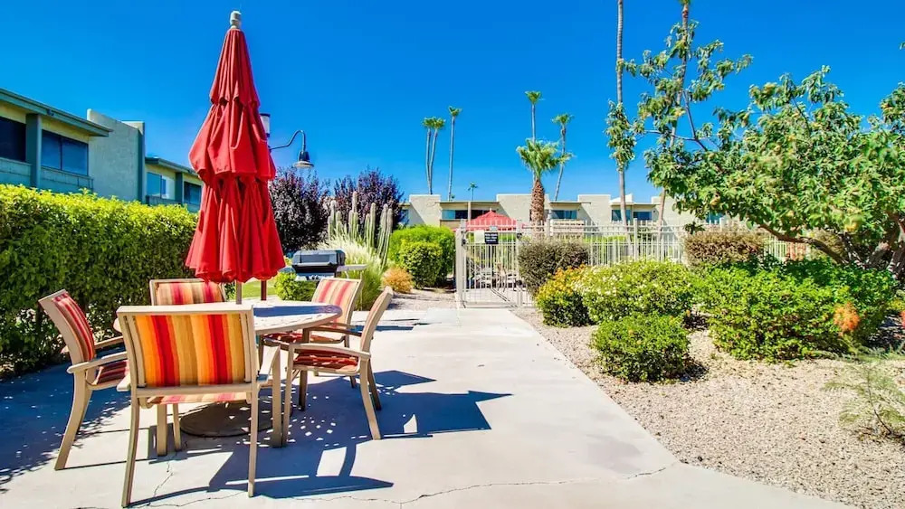 Contemporary Condo in Hub of Old Town Scottsdale!