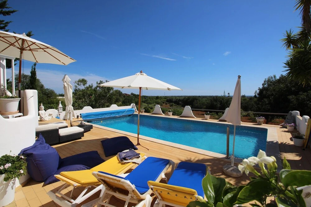 Apartment With Pool in Albufeira