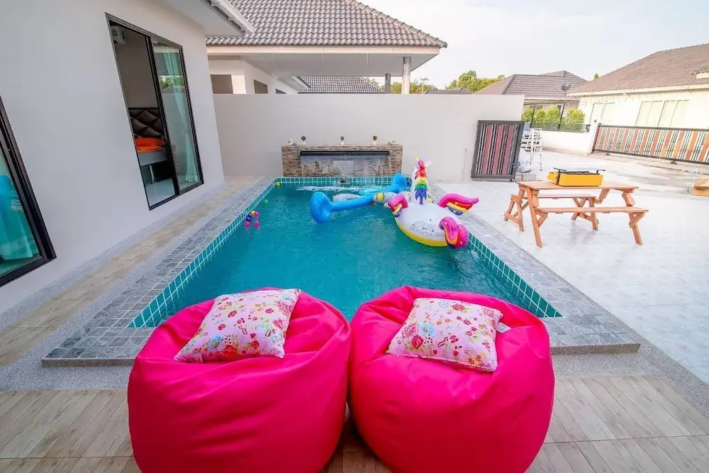 Hani Pool Villa