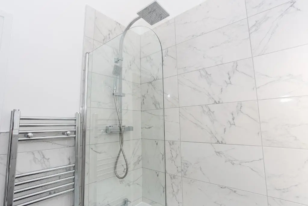 Preston Mews - Hot Tub, Parking, Sleeps 8!