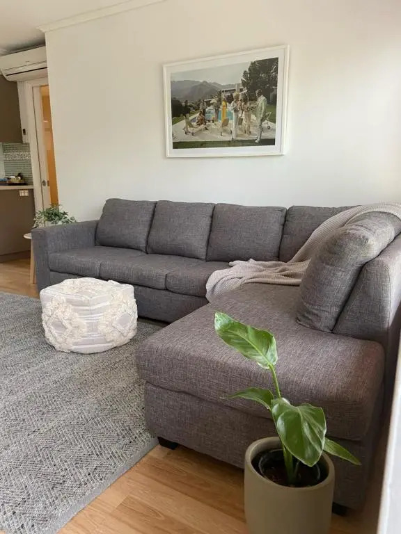 Luxurious Bayside Retreat, 2 min walk to the beach
