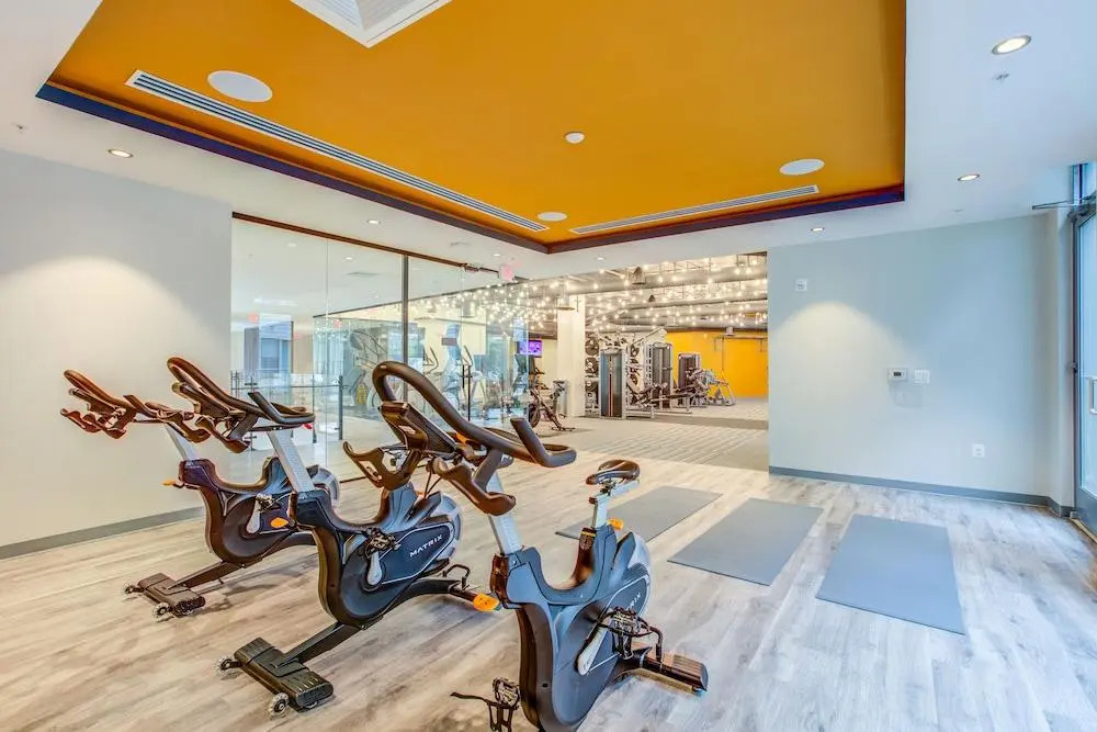 WhyHotel Arlington Pentagon Columbia Pike
