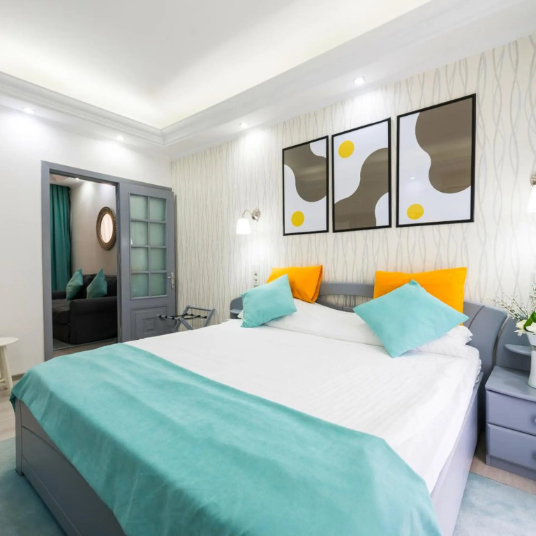 Relax Comfort Suites Hotel
