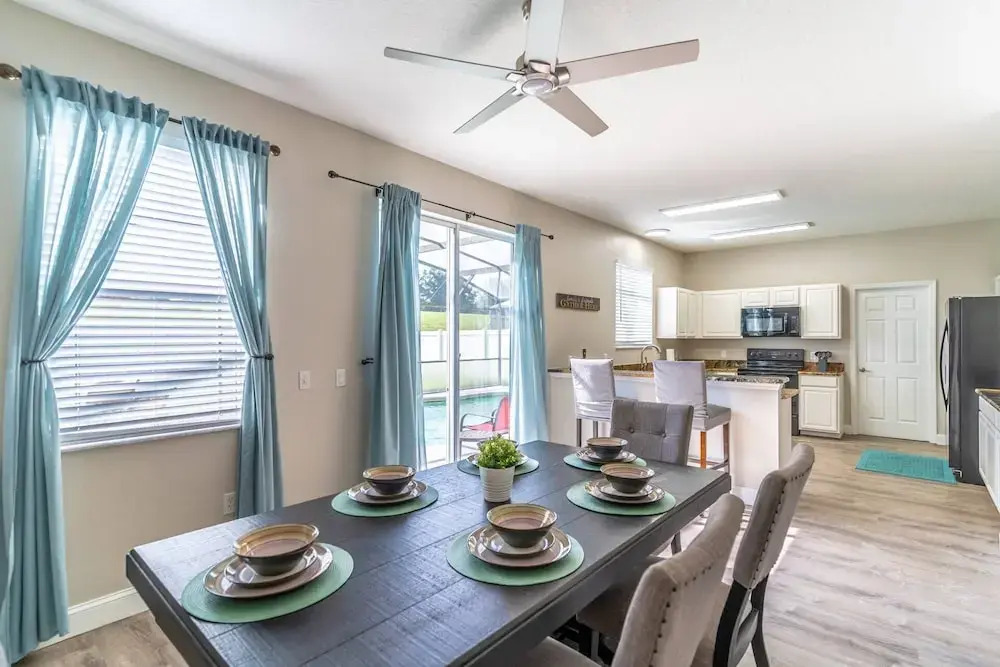 185 Winwood Bay