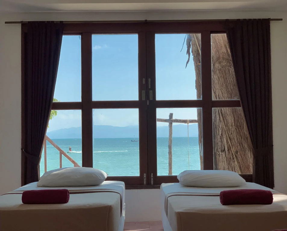 Phangan Great Bay Resort