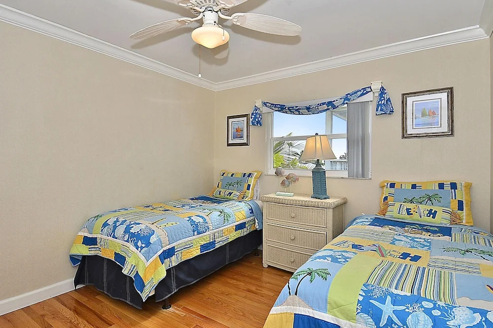 Sunset Villas 3