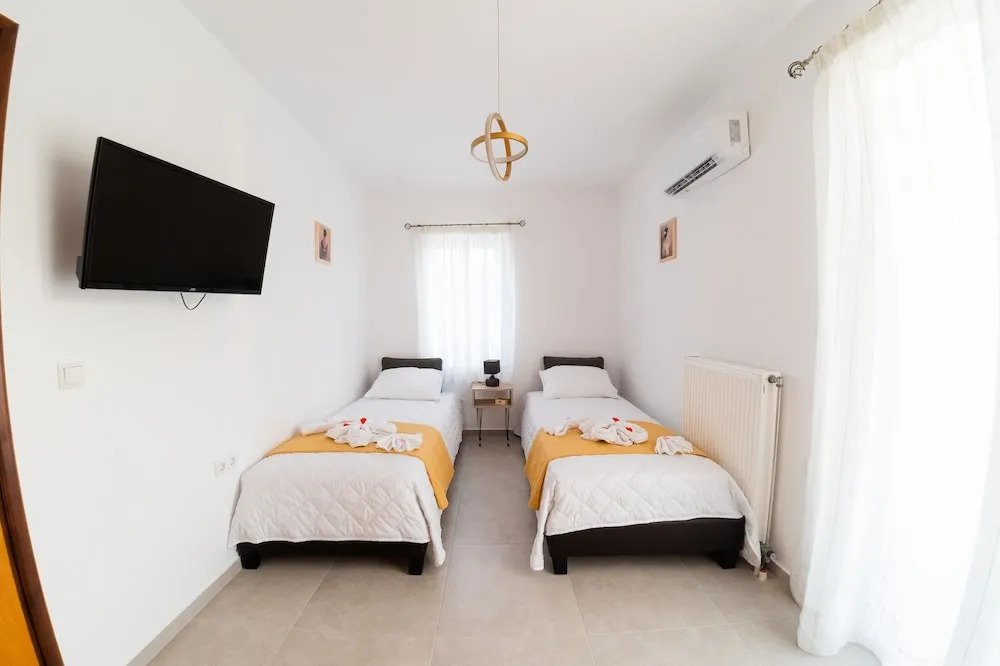 Villa Nontas Ntina with Private Pool & Playground