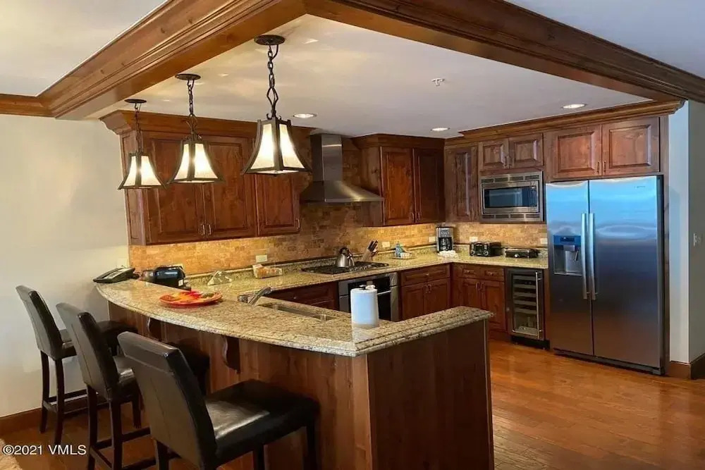 Ritz Carlton Vail #417 4 Bedroom Condo by RedAwning