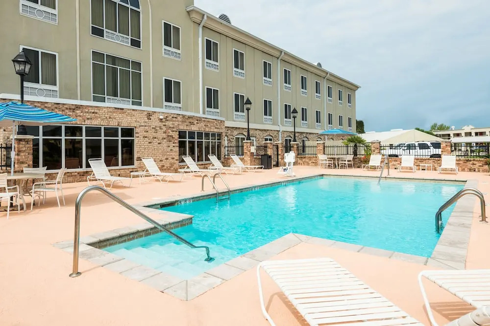 Holiday Inn Express Hotel & Suites New Iberia - Avery Island by IHG
