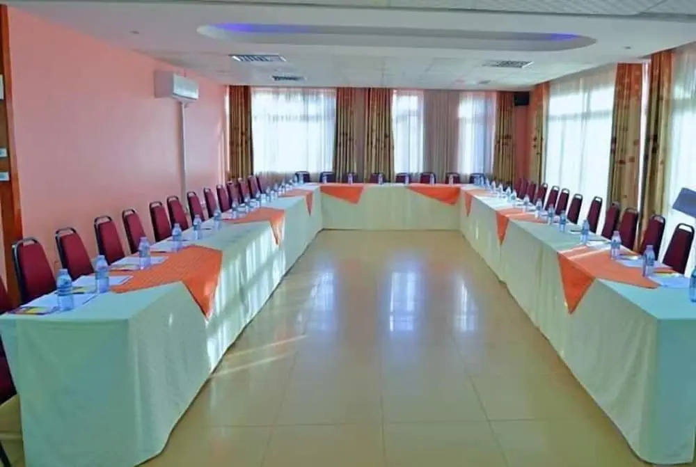 Strikers Hotel