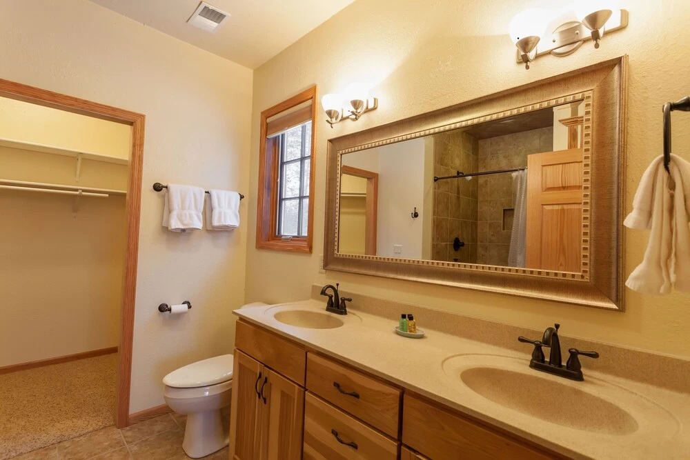 Copperwood #13 - 3 Br Condo