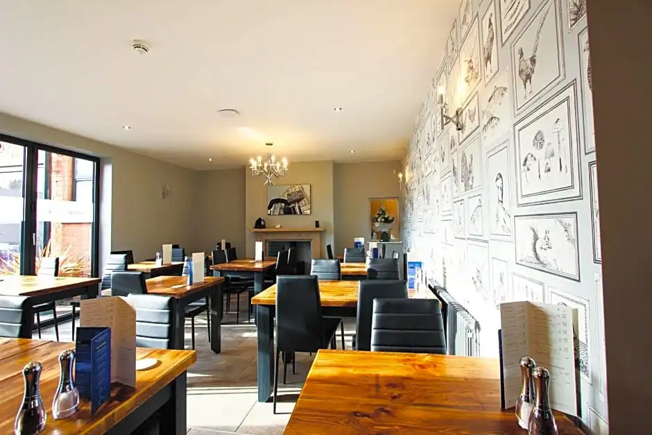 Kings Park Hotel