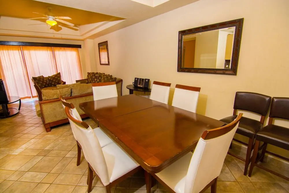 Delphin 303B - 1 Br Condo