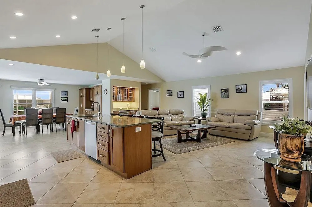Calusa Ct Home
