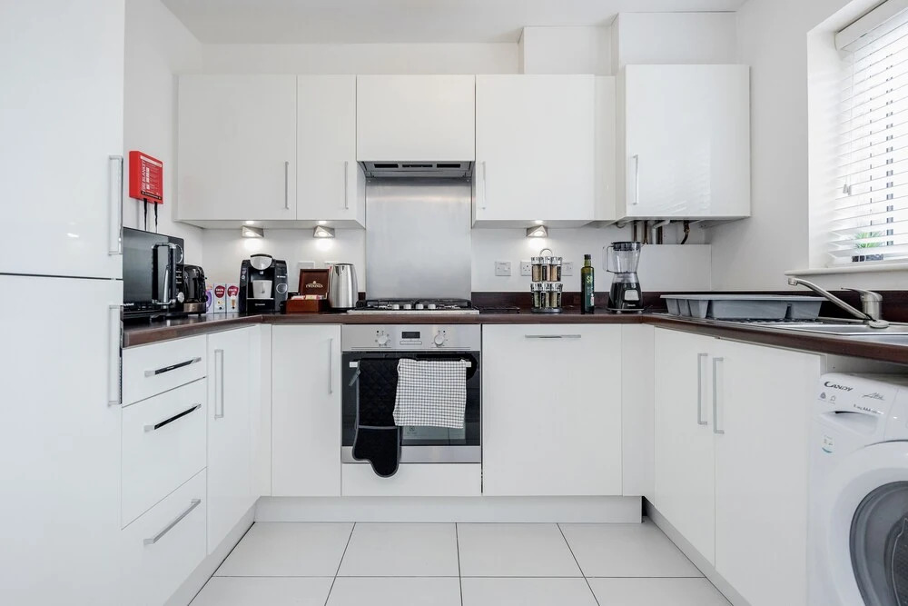 Lovely 2-bed House With 2 Bathrooms in Dartford