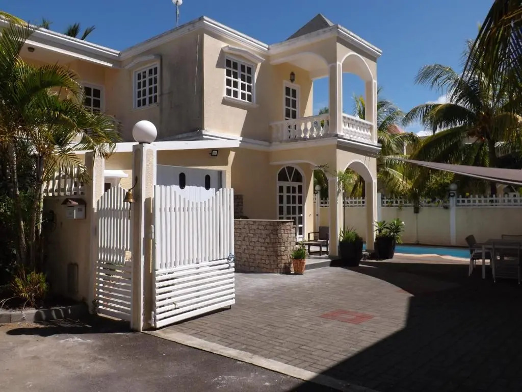 Tres Belle Villa, Piscine Privée, 3 Ch, 2 Sdb, Proche Plage